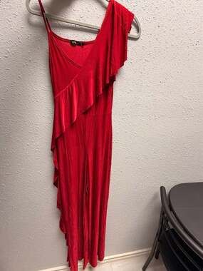Boohoo Women's Red One-Shoulder Ruffle Jumpsuit